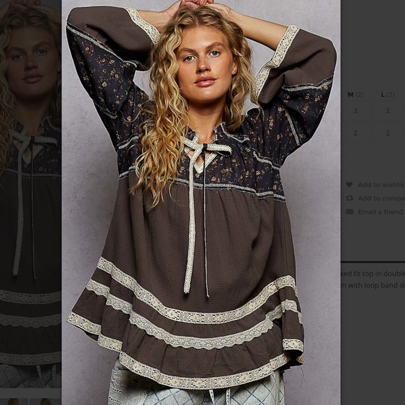 POL “ Dana “ POL V-Neck Double Gauze Top with Floral Fabric Detail 59A NWT - Picture 2 of 5